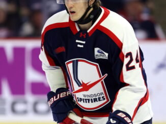 Former Viper Woodall Pilots Spits to Great Heights